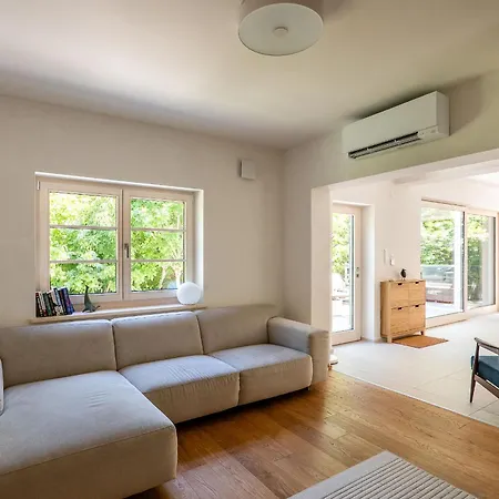 Apartment Feszek Balatonszárszó